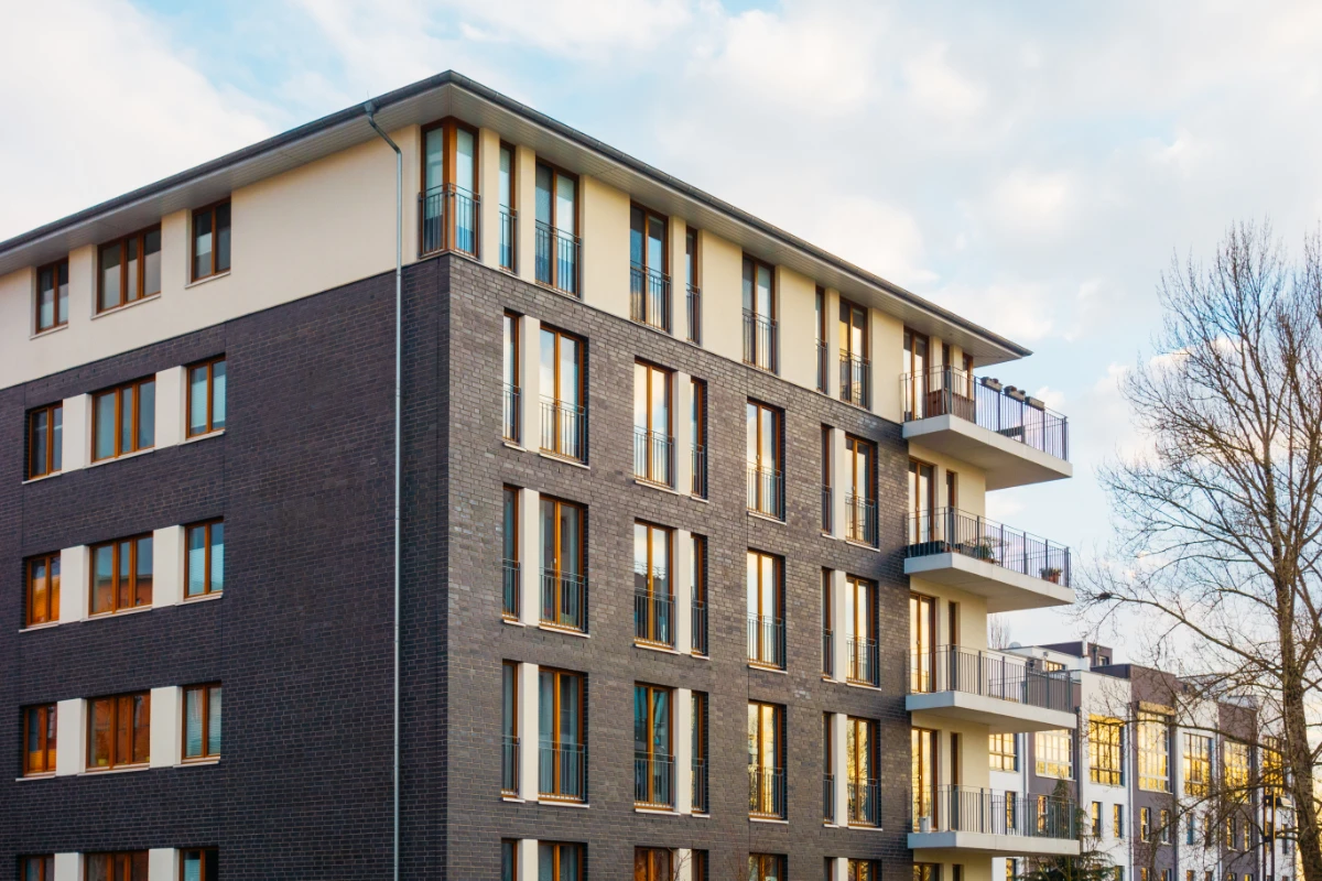 Thema Hausverwaltung - modernes Mehrfamilienhaus
